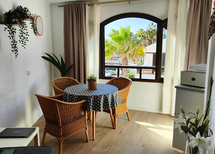 Apartment Parque Santiago 1 On The Coastline Playa de las Americas (Tenerife)