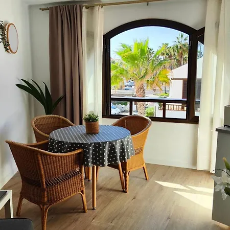 Apartamento Parque Santiago 1 On The Coastline Playa de las Americas (Tenerife)
